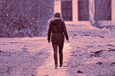 woman walking outdoors thumbnail