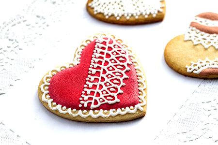 heart-shaped pastries thumbnail
