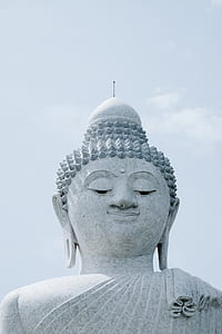 Gautama Buddah statue thumbnail