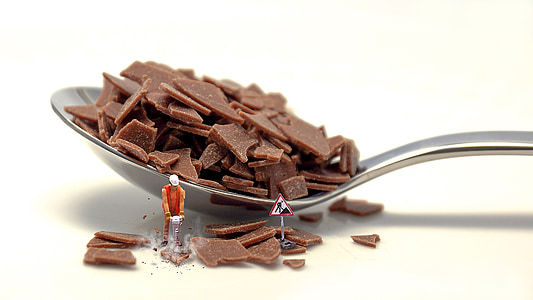 chocolate chips on spoon thumbnail