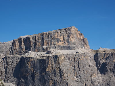 gray rock formation thumbnail