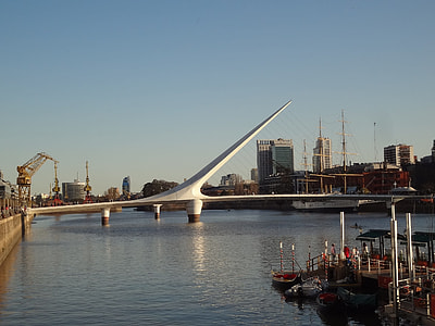 Woman Bridge, Puerto Madero thumbnail