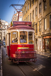 red and beige train thumbnail
