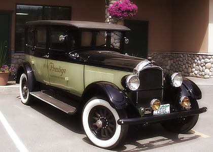 vintage black and green car thumbnail