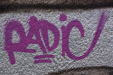 gray floor mat with radic text overlay thumbnail
