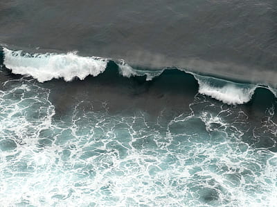 aerial photo of seawave at daytime thumbnail