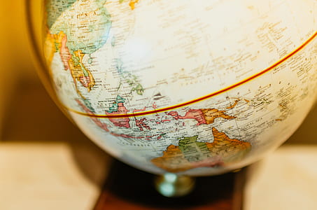 White Stand Globe thumbnail
