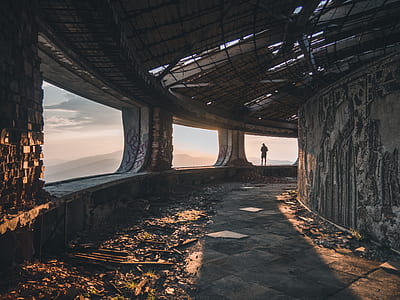 man standing near cliff thumbnail