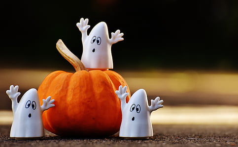 three white ghost figurines thumbnail