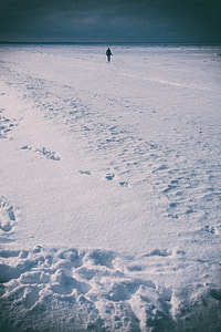 Snow covered beach thumbnail