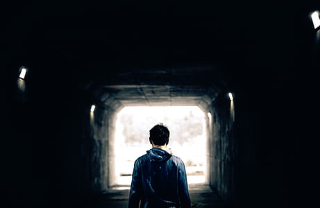 man wearing black hoodie thumbnail