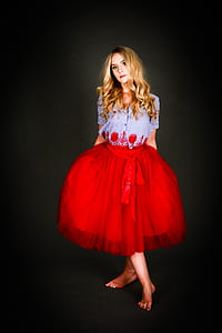 woman in gray and red short-sleeved dress thumbnail