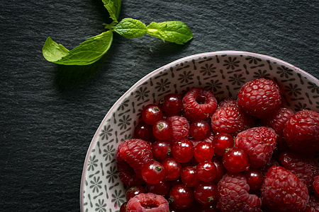 Freshly picked red berries thumbnail