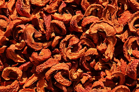 brown dried fruits thumbnail