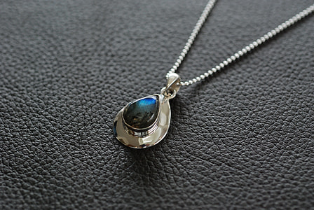 silver-colored pendant thumbnail