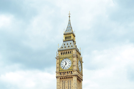 photo of Big Ben during daytime thumbnail
