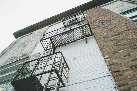 white and brown concrete building thumbnail