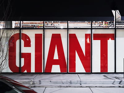 GIANT text thumbnail