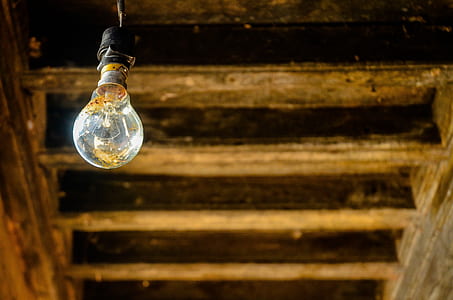 turned-off clear bulb thumbnail