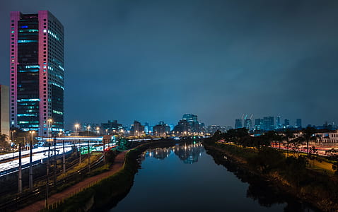 lake and city thumbnail