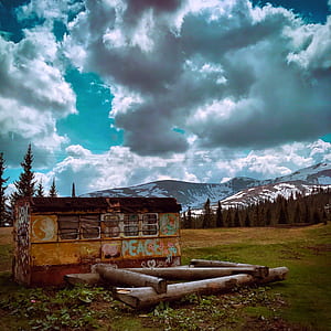 brown wooden bench thumbnail