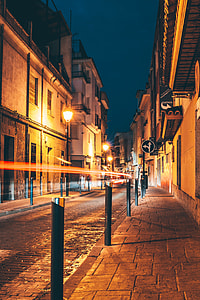scenery of city buildings thumbnail