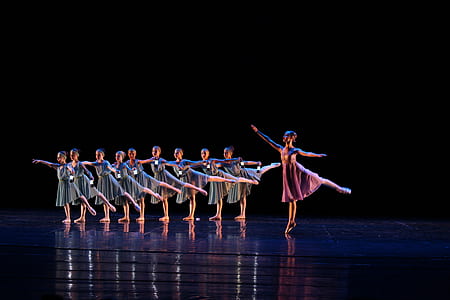 girls performing ballet dance thumbnail