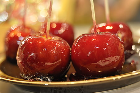 selective focus photo of cherry fruits thumbnail