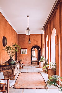 photo of hallway thumbnail