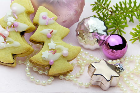 yellow Christmas tree decors thumbnail