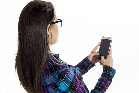 woman taking selfie thumbnail