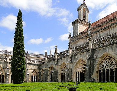 courtyard during daytime thumbnail