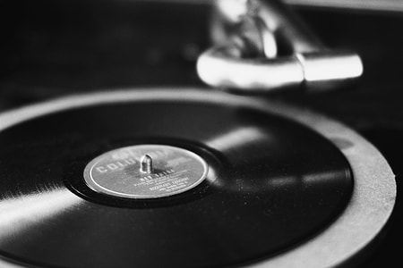 grayscale photo of turntable thumbnail