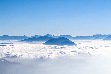 landscape photography of mountain thumbnail