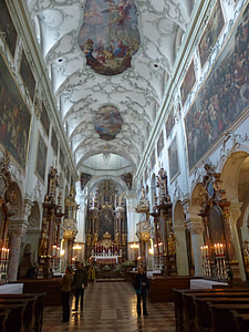 Collegiate Church Of St Peter, Salzburg thumbnail