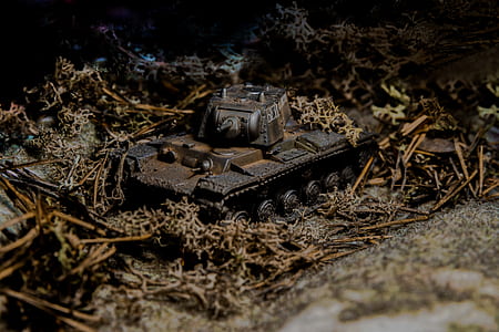 brown battle tank thumbnail