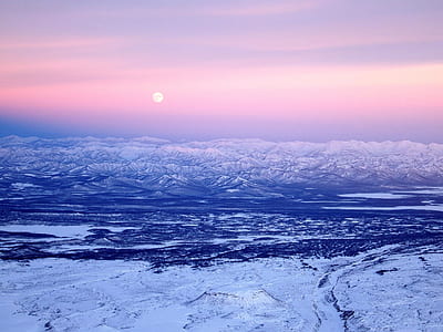 mountains covered with snow thumbnail