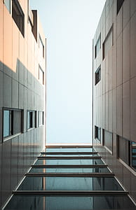 White Concrete Building thumbnail
