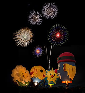 photo of fireworks display thumbnail