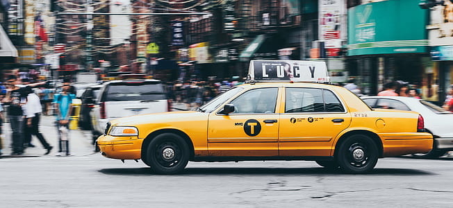 Taxi on street thumbnail