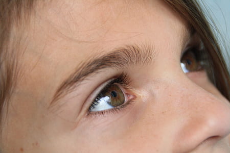 girl's face thumbnail