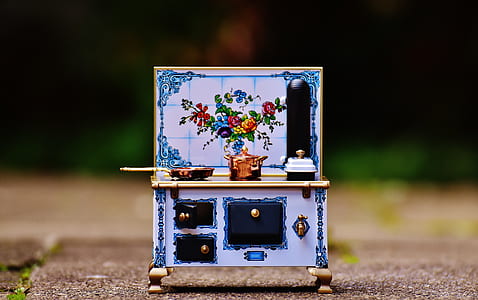 photo of white and blue kitchen stove miniature thumbnail