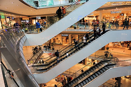 photo of mall escalators thumbnail