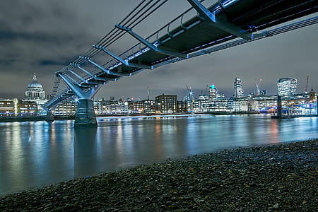 bridge in shallow focus lens thumbnail