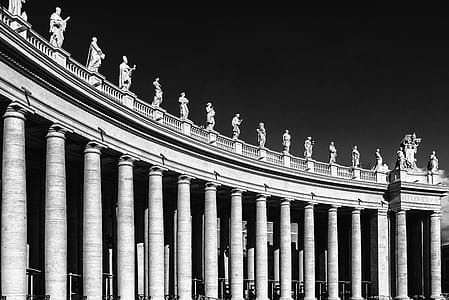 Gray Columns thumbnail