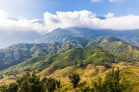 scenery of mountain hills thumbnail