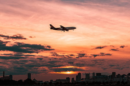 Flying Airplane thumbnail