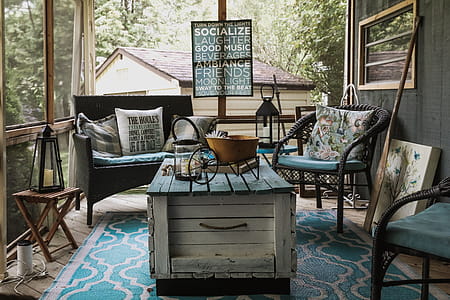 Cottage Porch Lounge Photo thumbnail