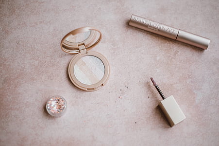 four makeups thumbnail