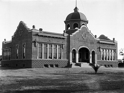 Anaheim High School around 1900 thumbnail